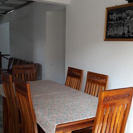 Yaarl Holiday Inn Jaffna Extérieur photo